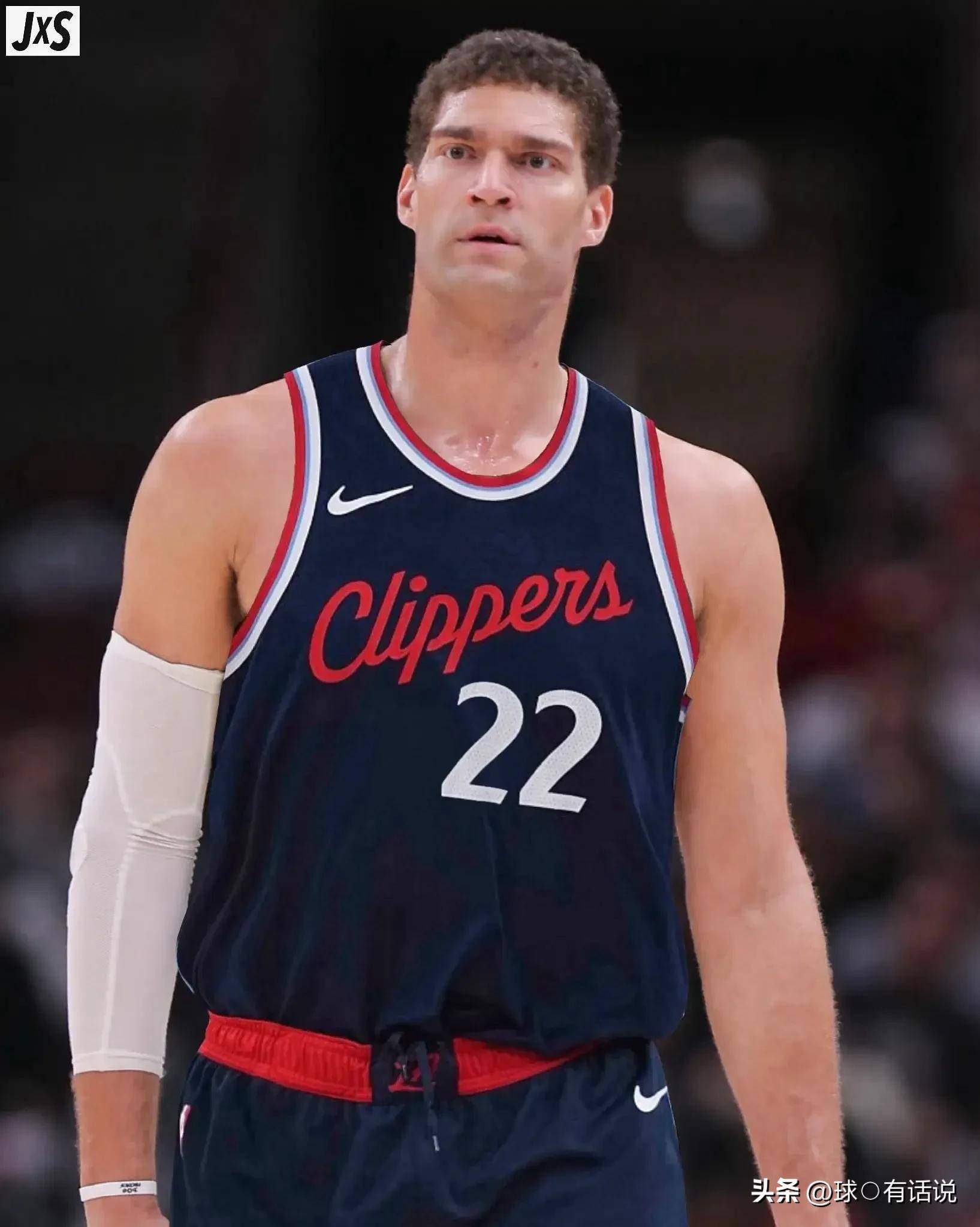 yy易游在线入口洛杉矶快船训练开放日，今晨更衣室发声引欢呼，亚冠在即，医务组通报恢复的简单介绍